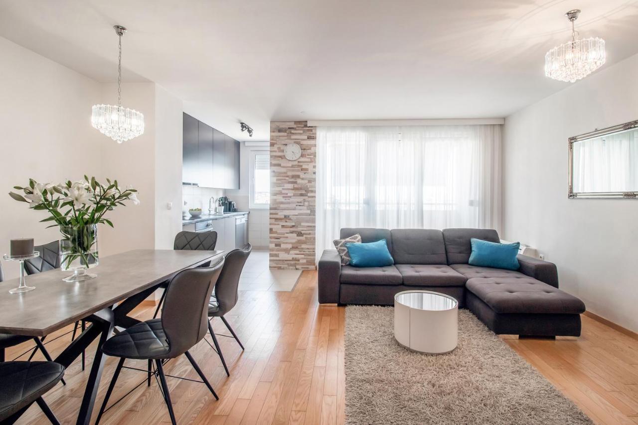 Apartment Montesa Zadar With Free Parking And Balcony Exterior foto