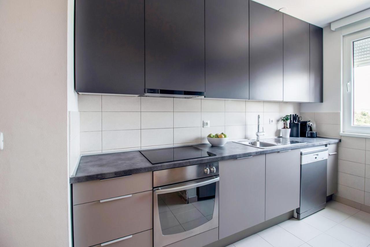 Apartment Montesa Zadar With Free Parking And Balcony Exterior foto